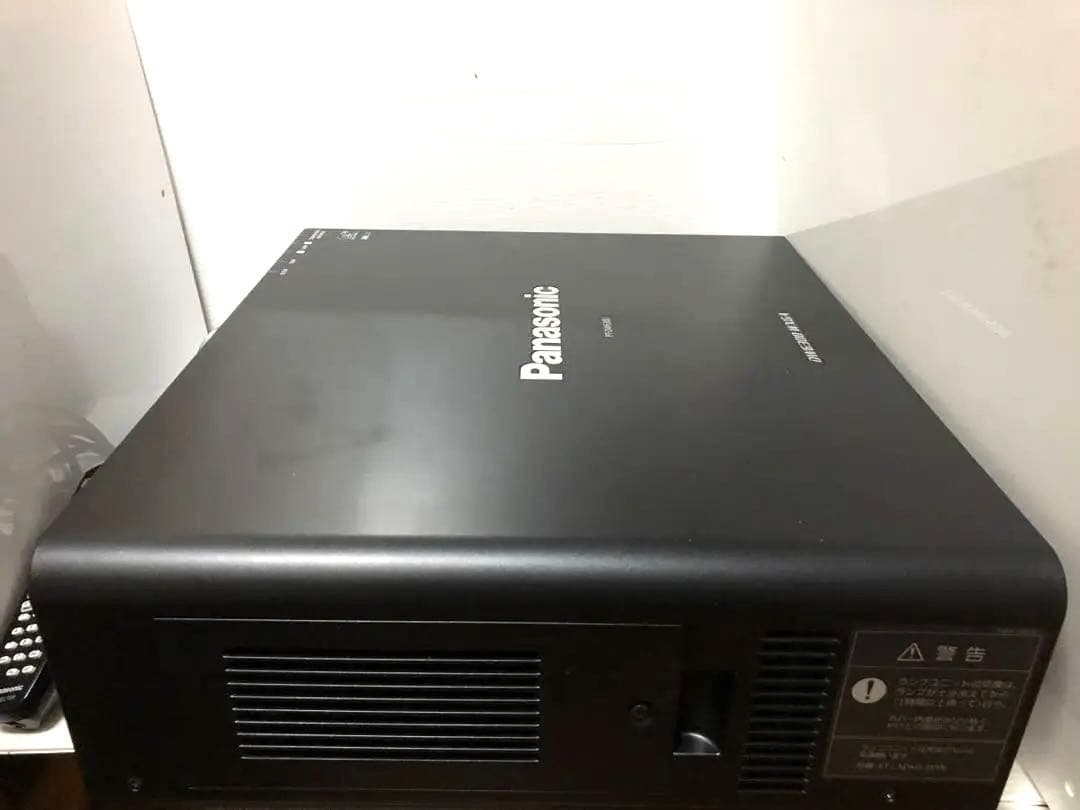 Panasonic PT-DW6300K ★6000ルーメン 2画面投射可能