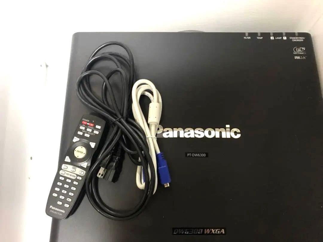 Panasonic PT-DW6300K ★6000ルーメン 2画面投射可能