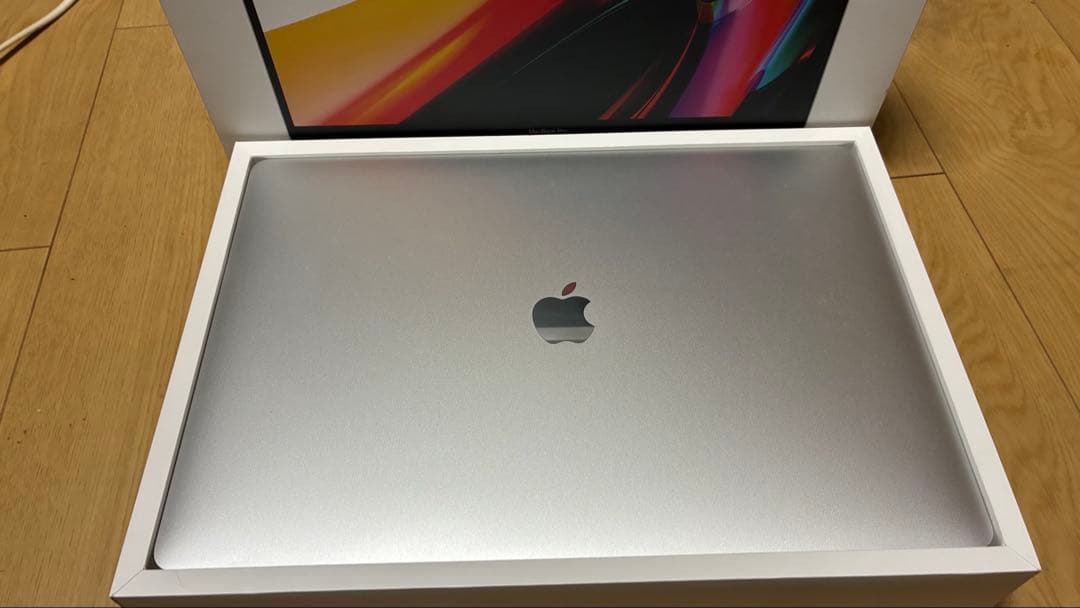 MacBook本体 MacBook Pro 16inch Model A2141 (2019 i9)