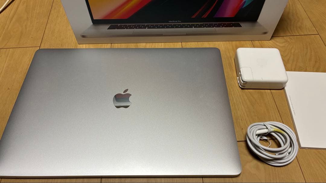 MacBook本体 MacBook Pro 16inch Model A2141 (2019 i9)
