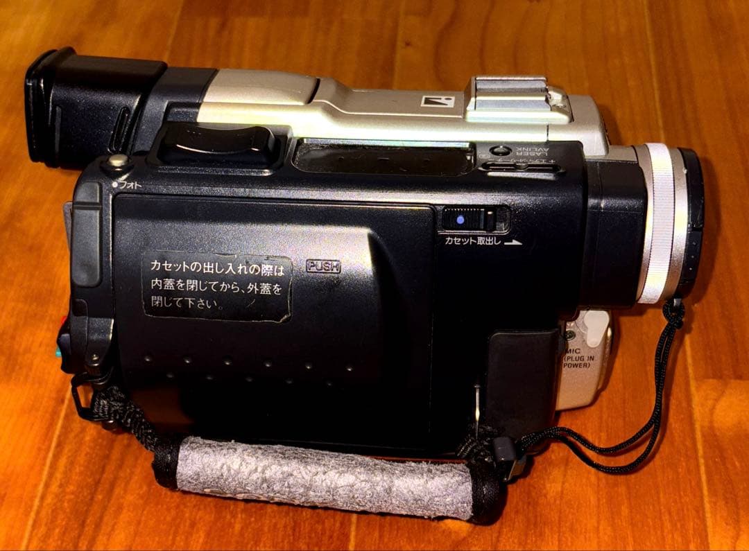 【動作確認済】SONY Handycam DCR-TRV9 本体、バッテリー他