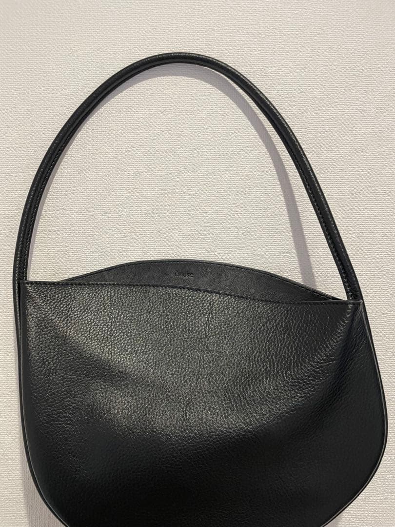 【美品】anuke アンヌーク Leather Round Bag バッグ 黒