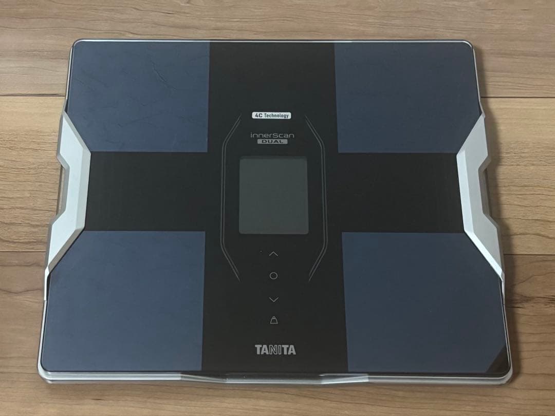 ★美品 タニタ 体組成計 インナースキャンデュアル RD-914L-BK★