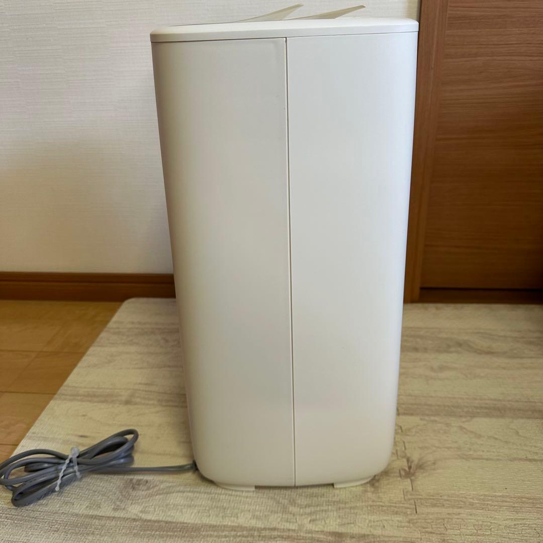 加熱気化式加湿機 HV-J75-W