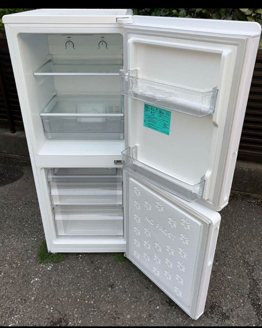 ハイアール冷凍冷蔵庫　148L 省エネ設計　LED照明自動霜取り機能2018年製