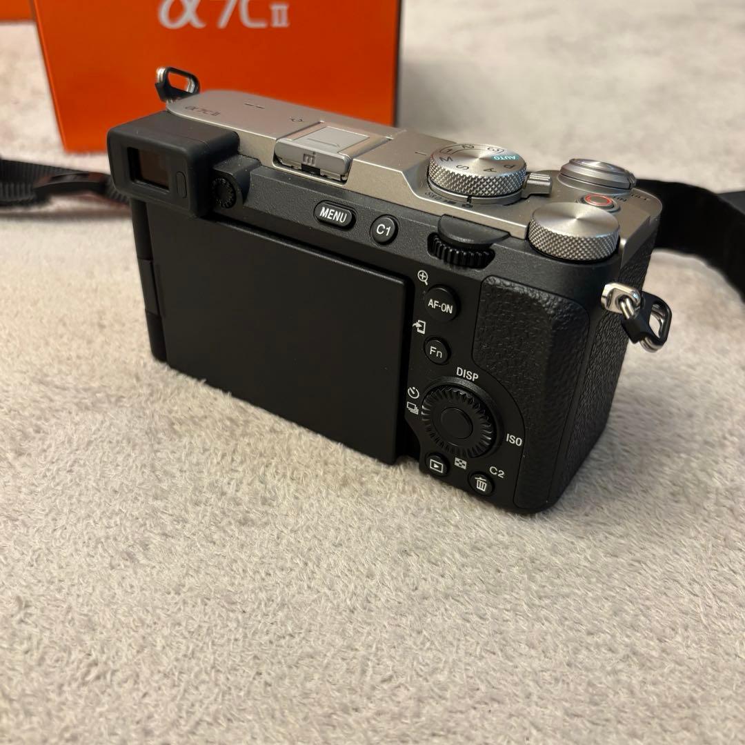 ソニーα 7C II +FE 55mm F1.8 ZA +EPZ10-20F4