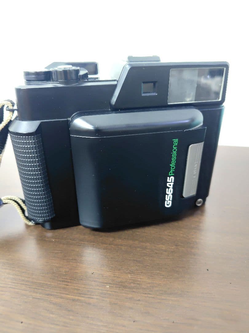 FUJICA GS645 Professional 中判カメラ