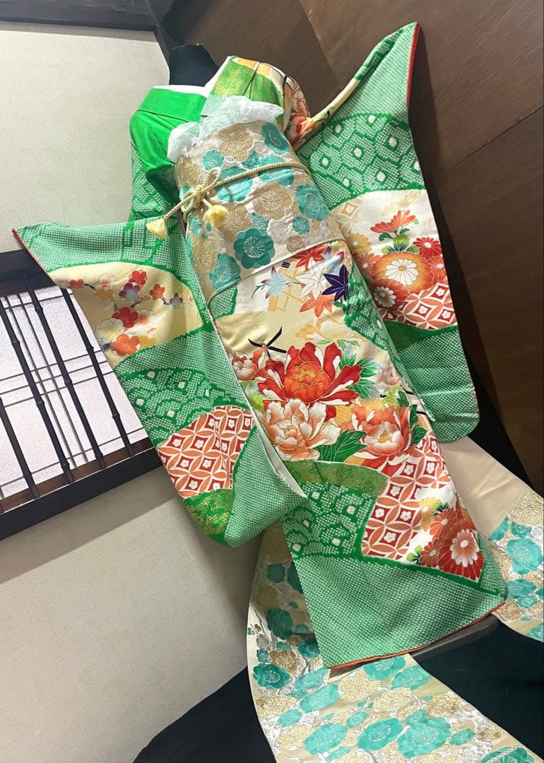 振袖 フルセット6点サイズS〜M絞り金駒刺繍　正絹　売り切り終了