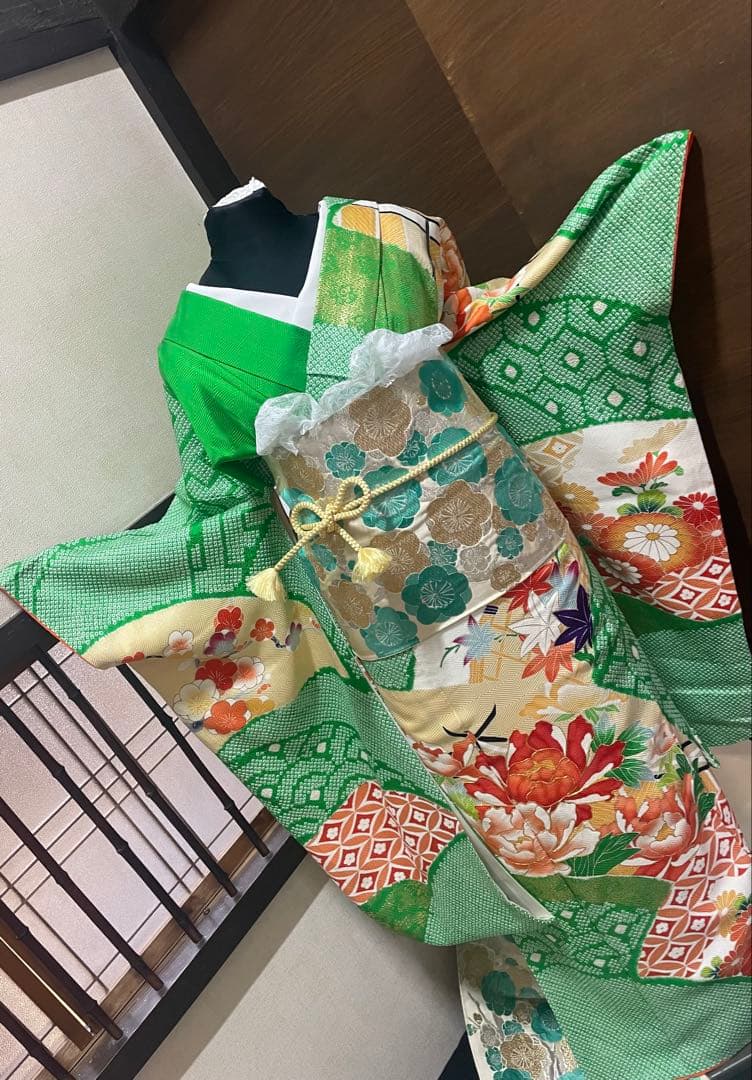 振袖 フルセット6点サイズS〜M絞り金駒刺繍　正絹　売り切り終了