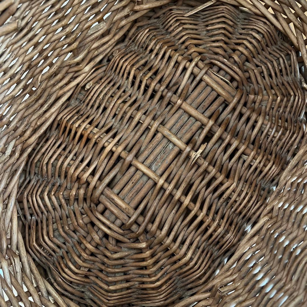 イギリスアンティーク 飴色のバスケット