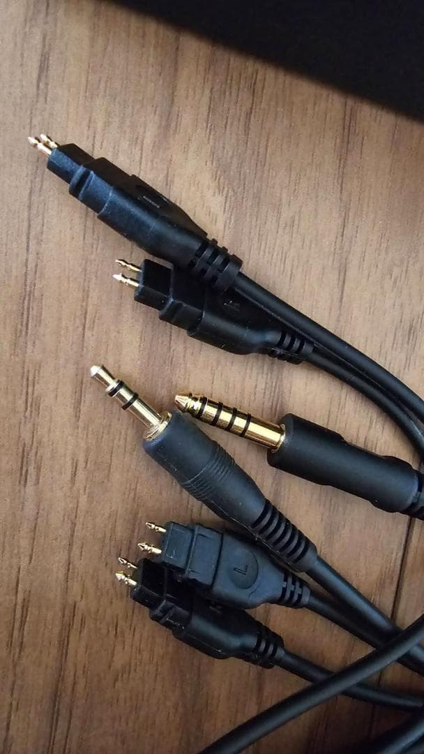 ね*み様 ゼンハイザー ヘッドホン HD 660 S