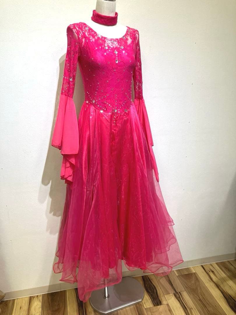 社交ダンス　スタンダードドレス　ボールルームドレス　スパンコール　花柄レース