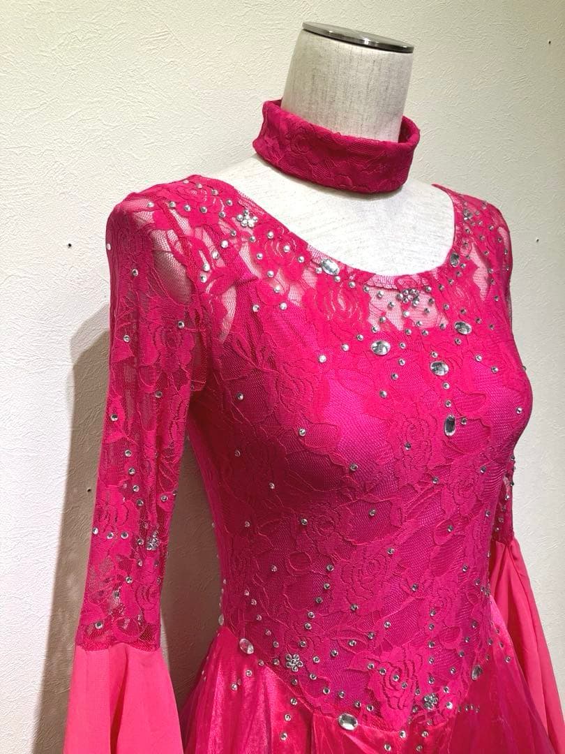 社交ダンス　スタンダードドレス　ボールルームドレス　スパンコール　花柄レース