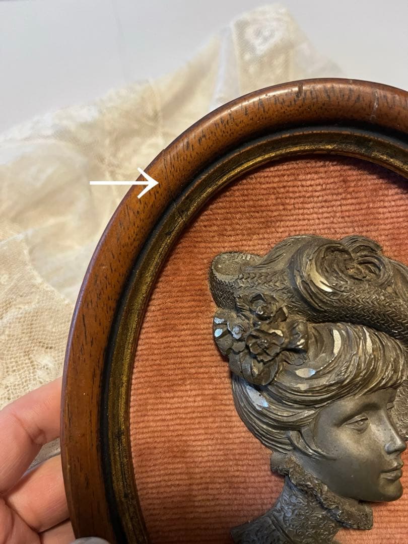 ◆フランスアンティーク｜手彫りピューター製F額壁掛け女性像、手作り雑貨置物レトロ