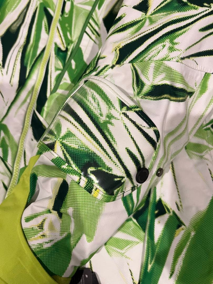 【新品未使用】デサント S.I.O スキーウェア 上下セット Mサイズ 技術選