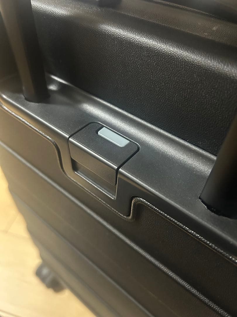 【無印良品　人気のフロントオープンタイプ】 機内持ち込み可　キャリーケース32L