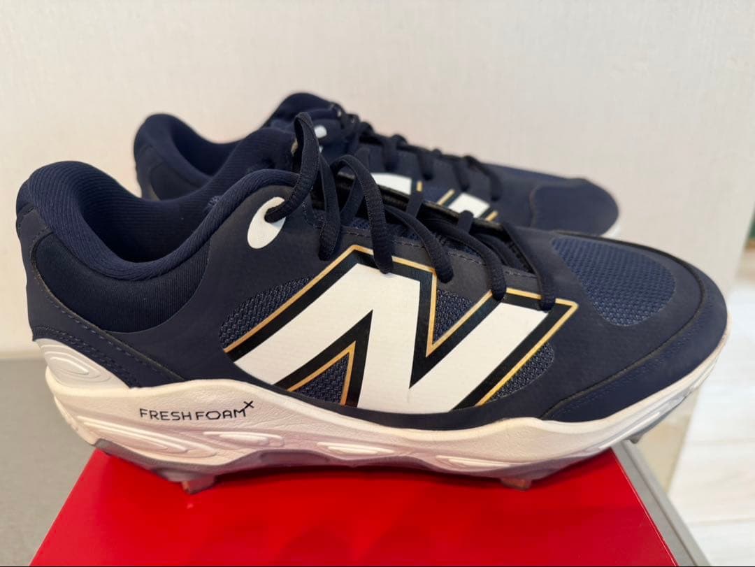 New Balance Fresh Foam 野球スパイク　金具　ネイビー