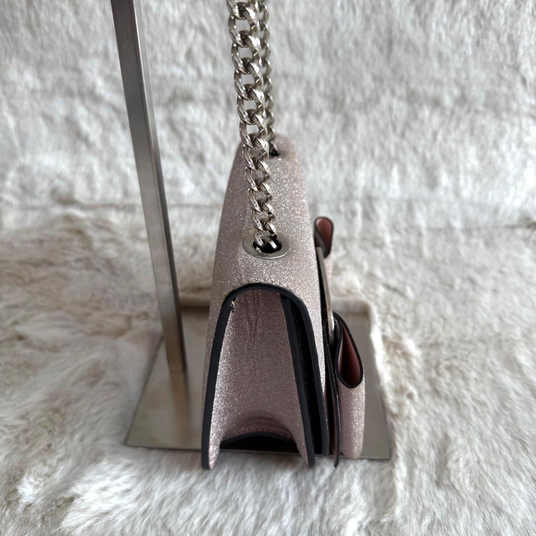 【美品】サルヴァトーレフェラガモ ヴァラ リボン ショルダーバッグ ピンク