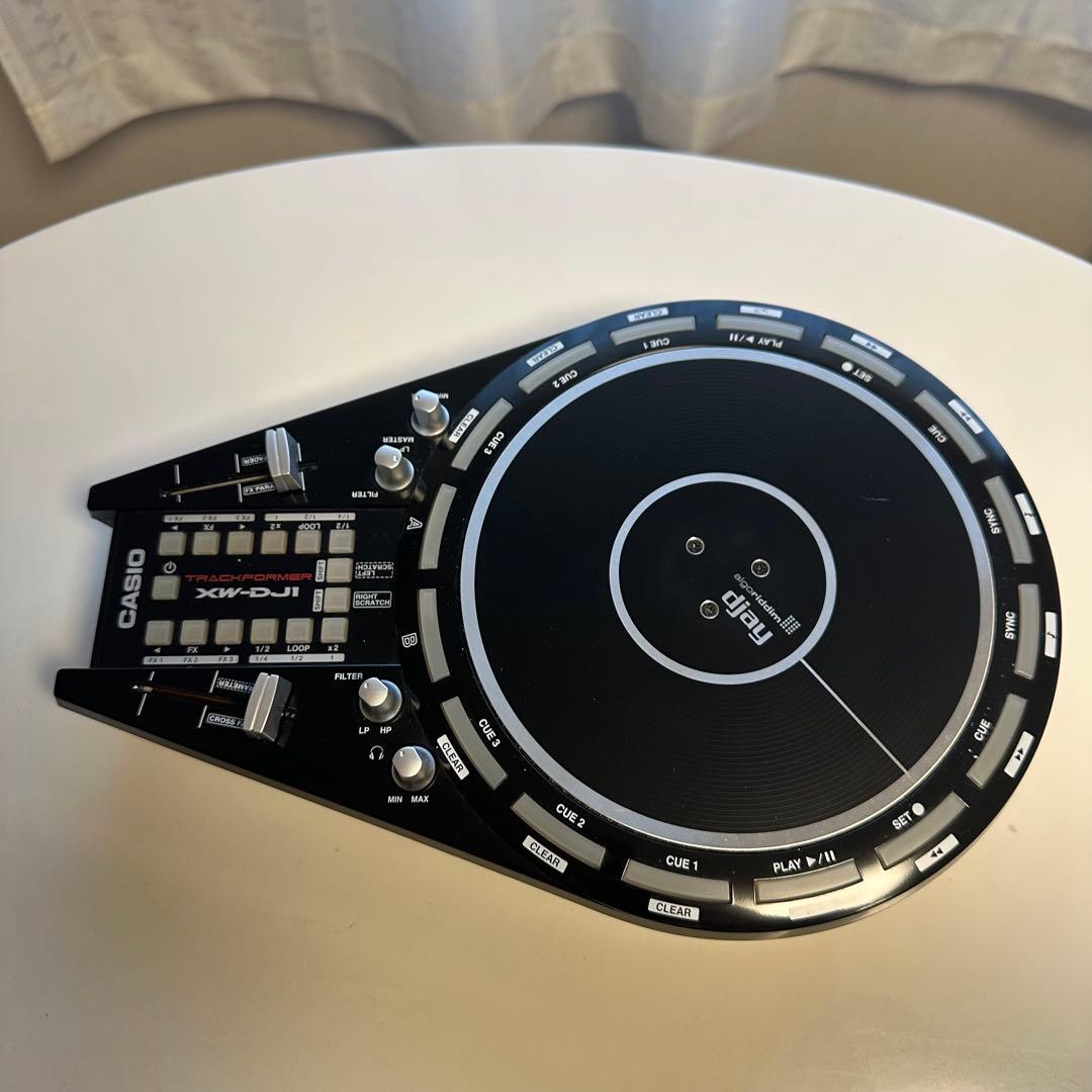 CASIO TRACKFORMER DJコントローラー XW-DJ1