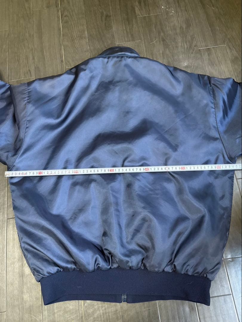 つ*し様 Umbro ナイロンジャケット