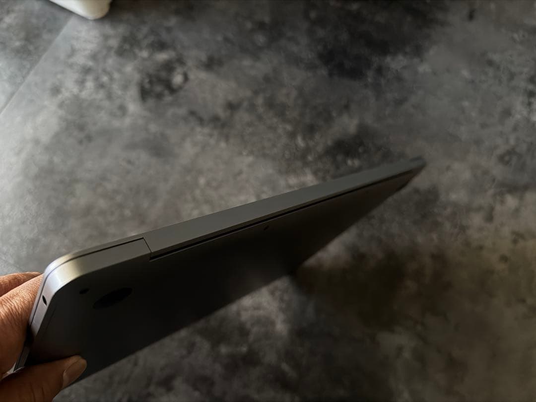 MacBook Air 13インチ 512GB USキーボード スペースグレー