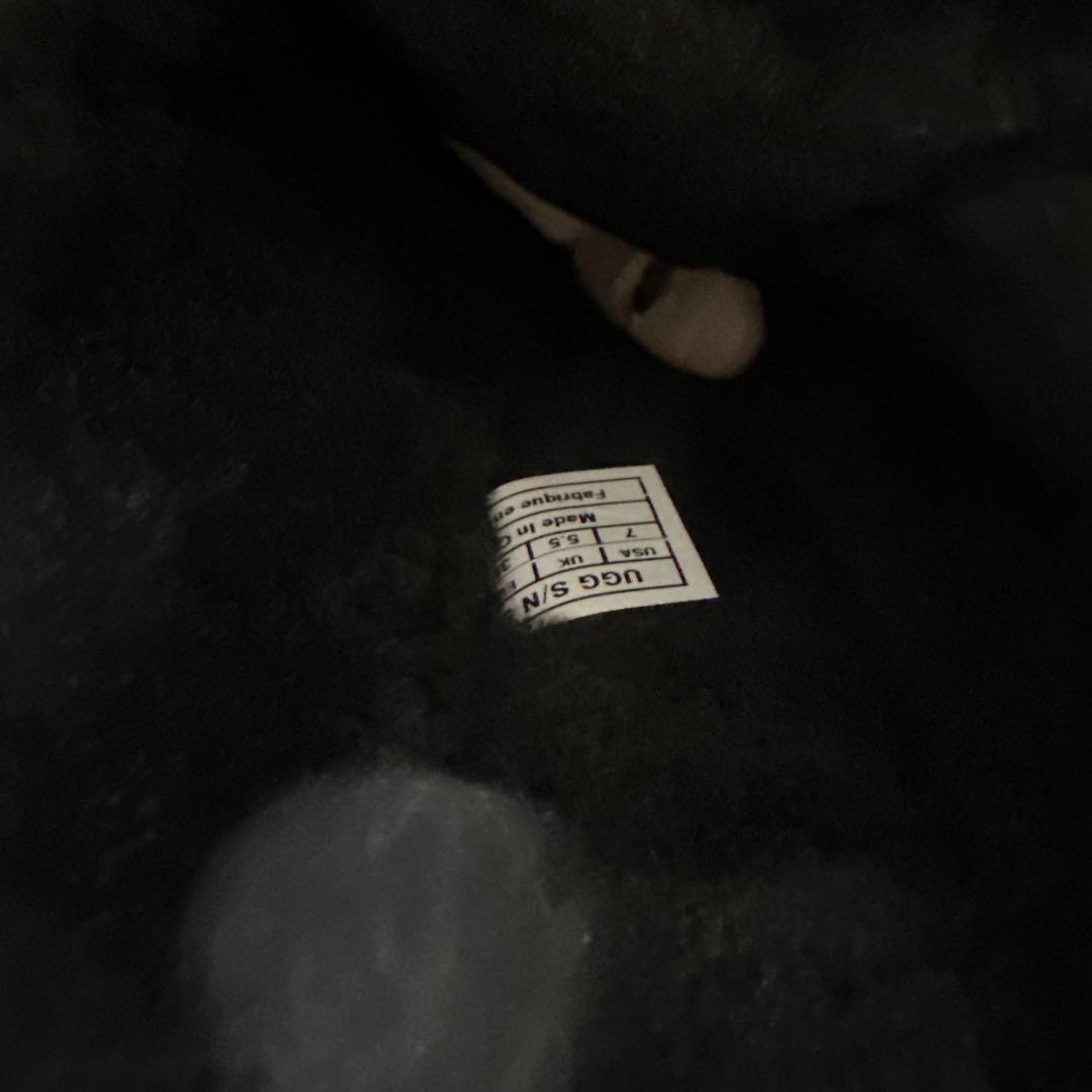 【新品】UGG レディースムートンブーツ 黒 24.0 classic tall