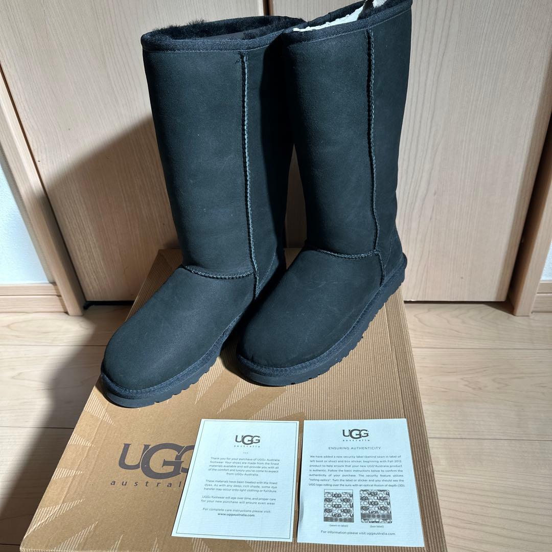 【新品】UGG レディースムートンブーツ 黒 24.0 classic tall