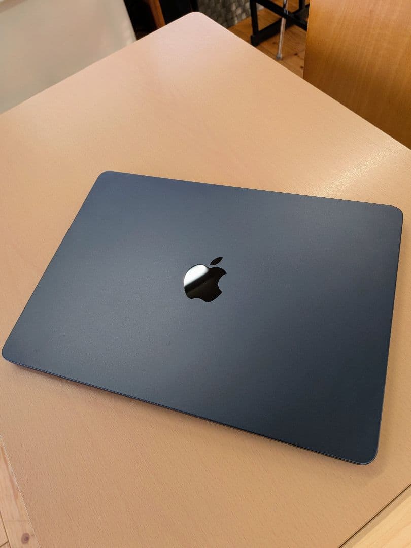 MacBookAir M2 13インチ 8GB 256GBミッ