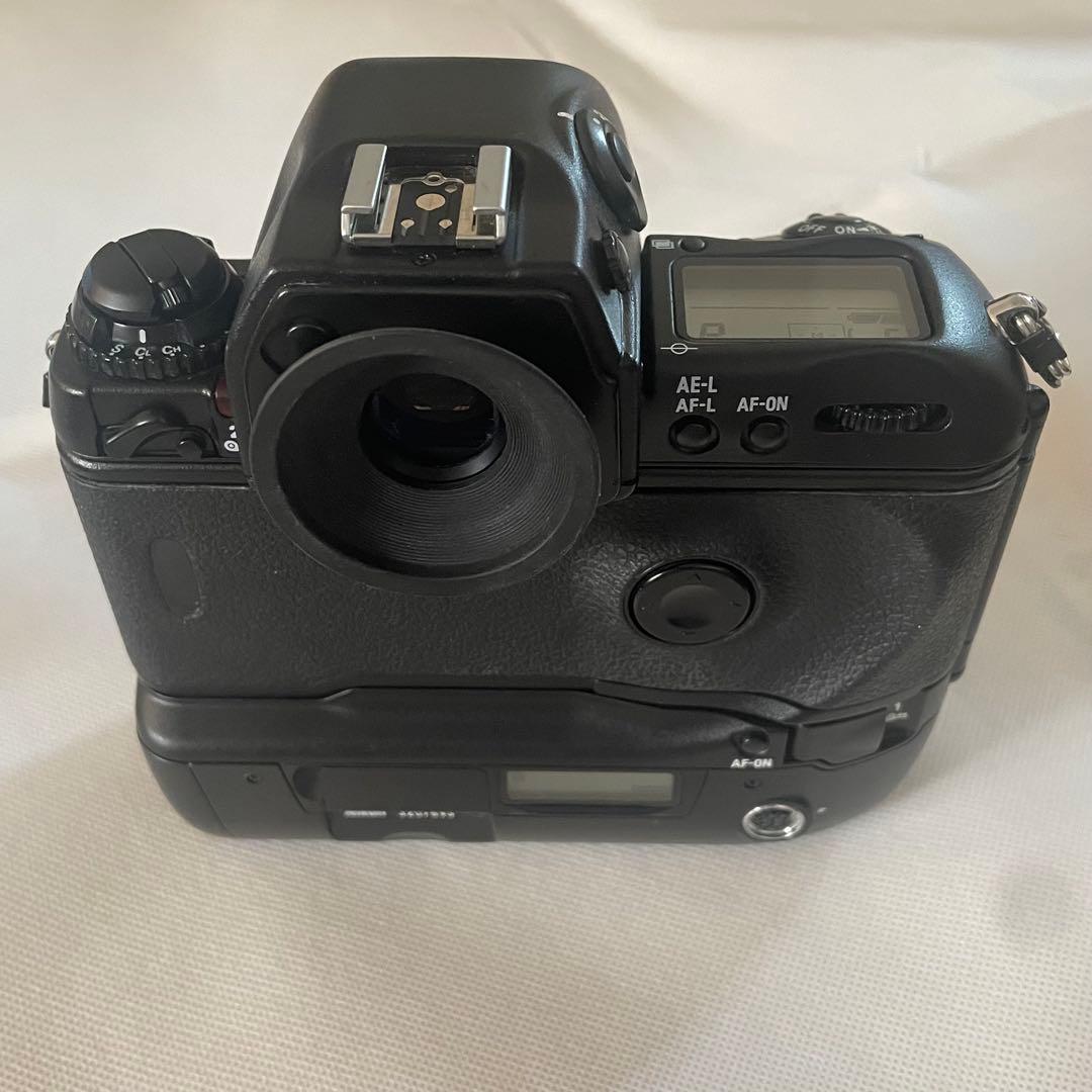 完動品 Nikon F5 最後期型 320万番台 本体のみ