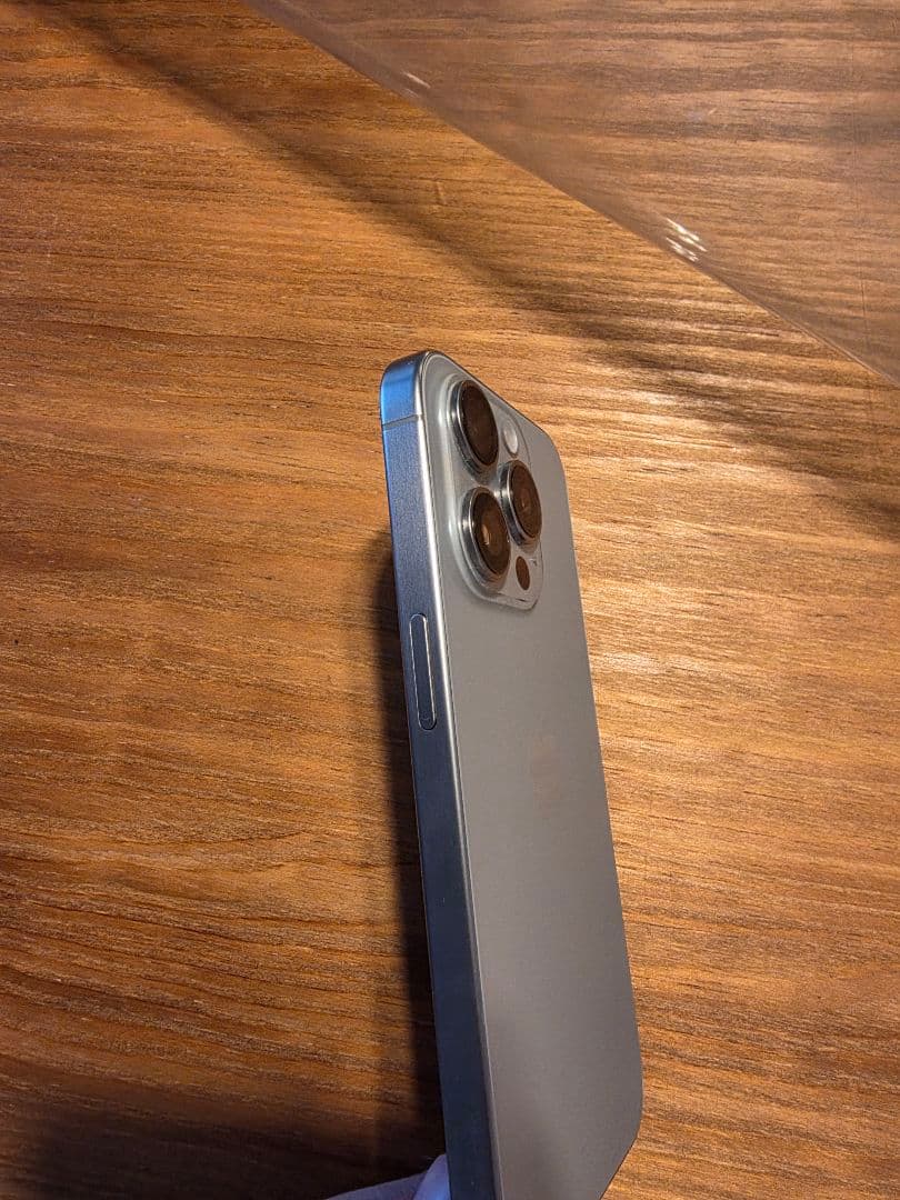 iPhone 15 Pro 256GB ナチュラルチタニウム SIMフリー