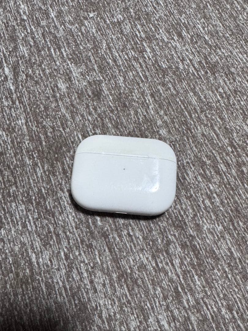 Apple AirPods Pro2 カバー付き