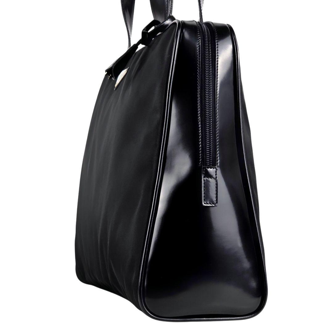 美品 プラダ 三角ロゴ テスート レザー ビジネスバッグ トートバッグ