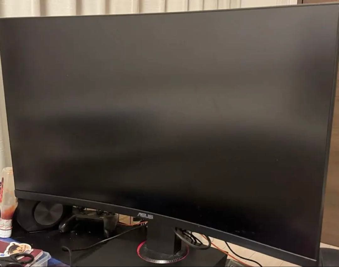 ASUS VG32VQ 曲面ゲーミングディスプレイ