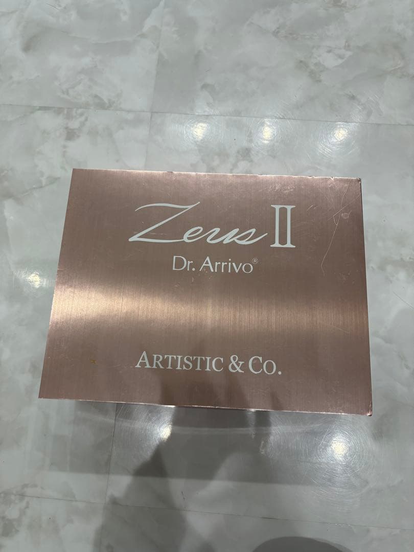 ドクターアリーヴォ ゼウスⅡ 美顔器 美品 美顔器　修理完了書付き