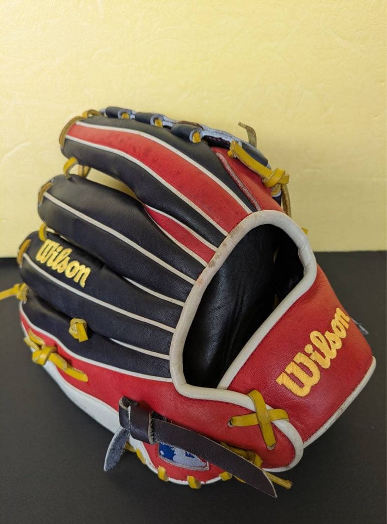 Wilson　ウイルソン　MLB限定グローブ（未使用ですがクスミ等有り)限定値下
