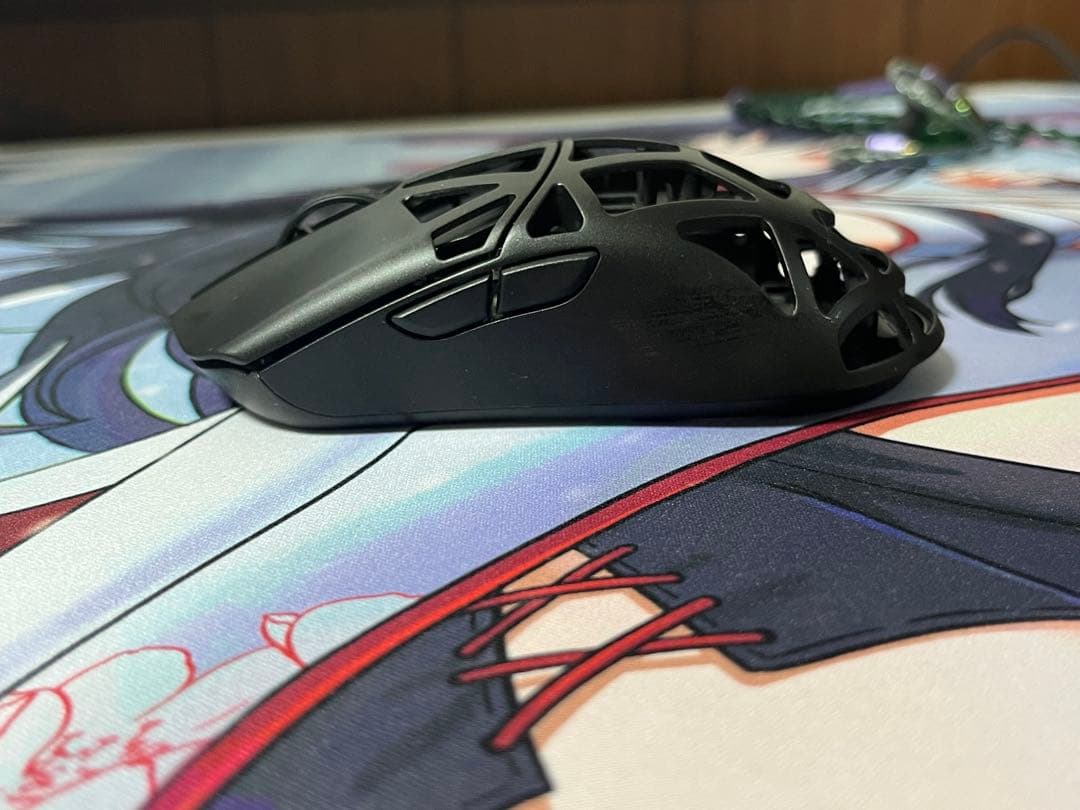 BEAST 軽量エルゴノミクスマウス 本体