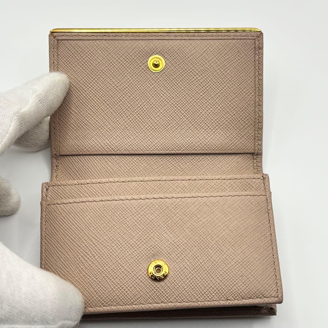 プラダ ベージュ 名刺入れ サフィアーノ カードケース PRADA