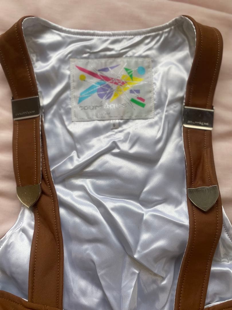 CERRUTIとcourregesのスキーウェア