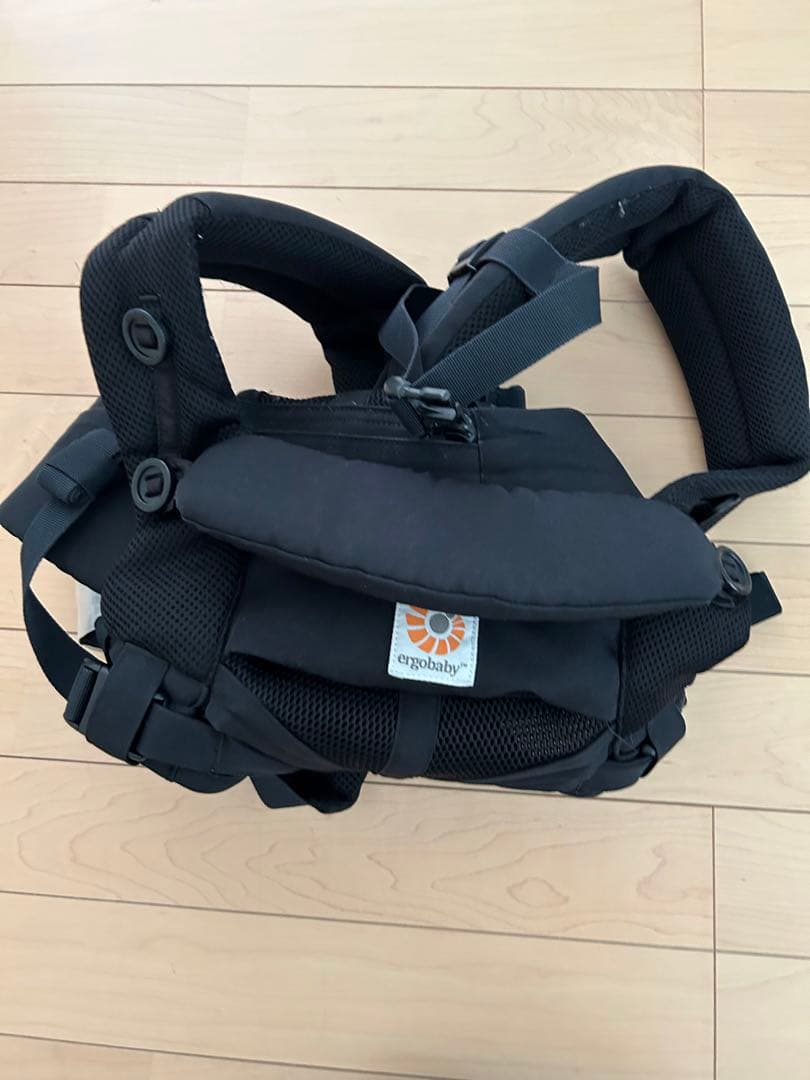 エルゴベビー オムニ 360 クール エアメッシュ ブラック
