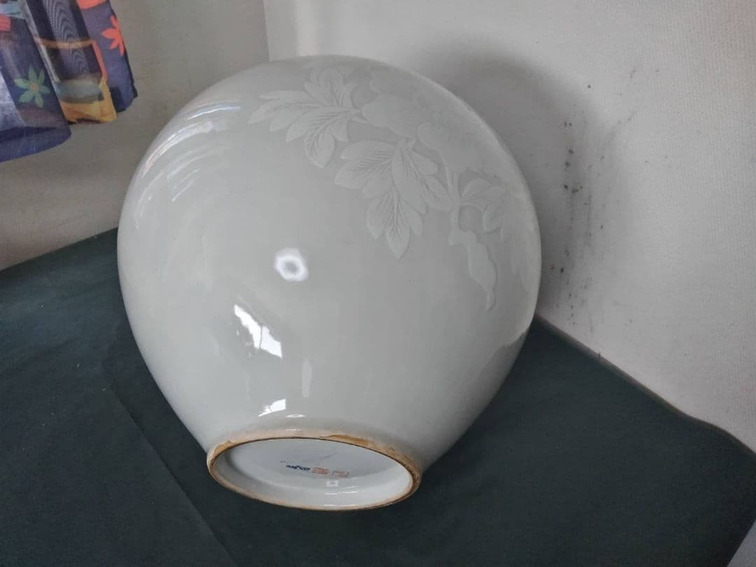 青白磁壺　青磁　成日　韓国　大きな花瓶