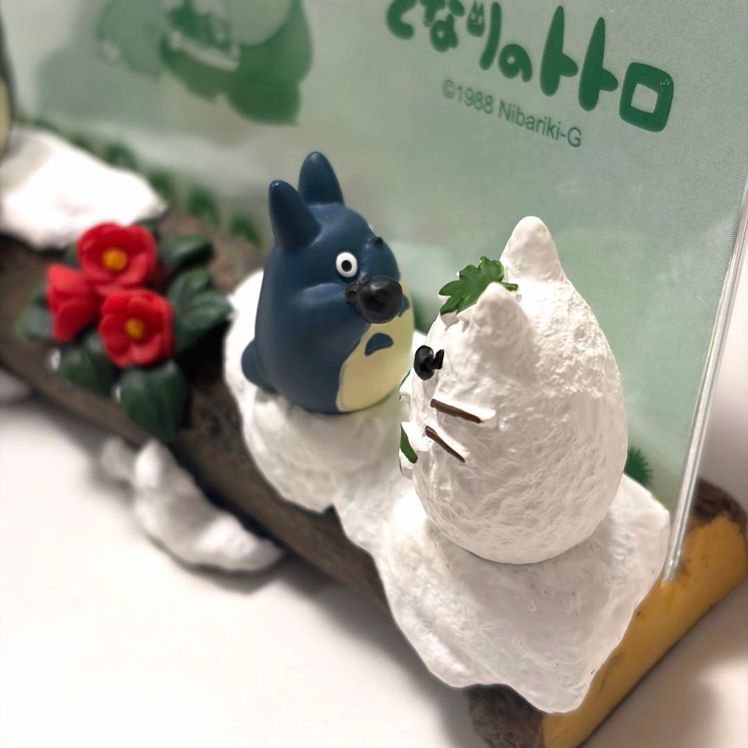 【新品未使用】となりのトトロ 四季フォトスタンド 冬 おくりもの