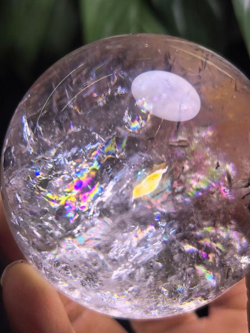 天然石 ビックサイズ　虹あり水晶のスフィア　丸玉YY862G.297