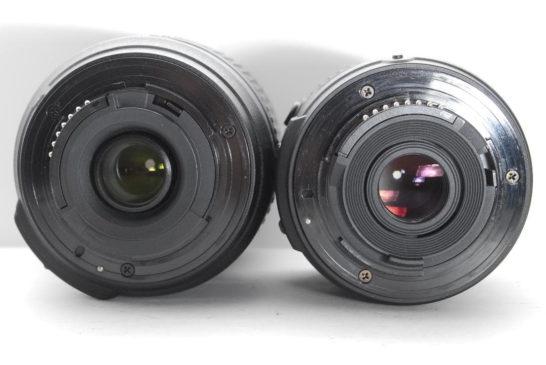 【使用感少　新品級ショット数　ダブルレンズ】Nikon D3300　スマホ転送