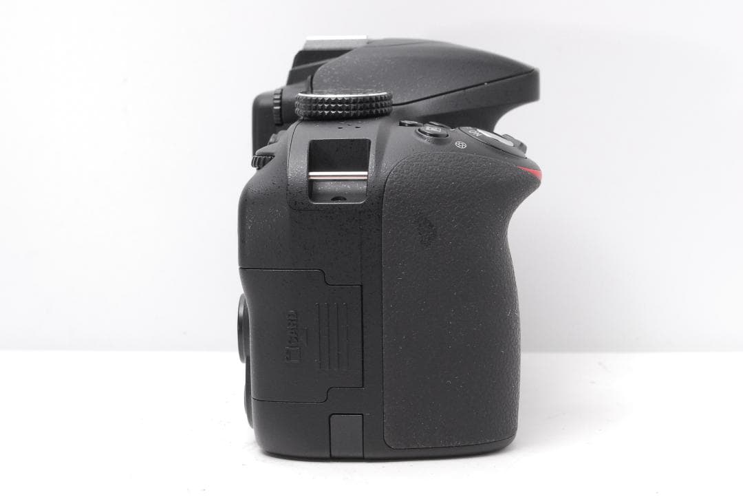 【使用感少　新品級ショット数　ダブルレンズ】Nikon D3300　スマホ転送