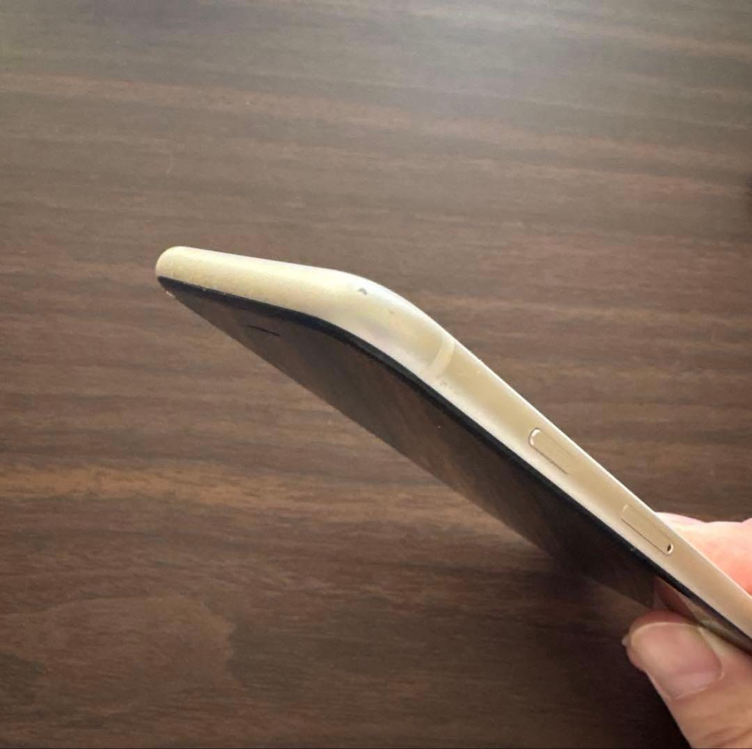 iPhone SE 第3世代　64G ホワイト