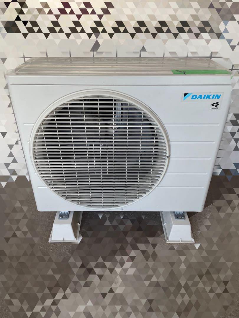 【 Naruto】エアコン室外機