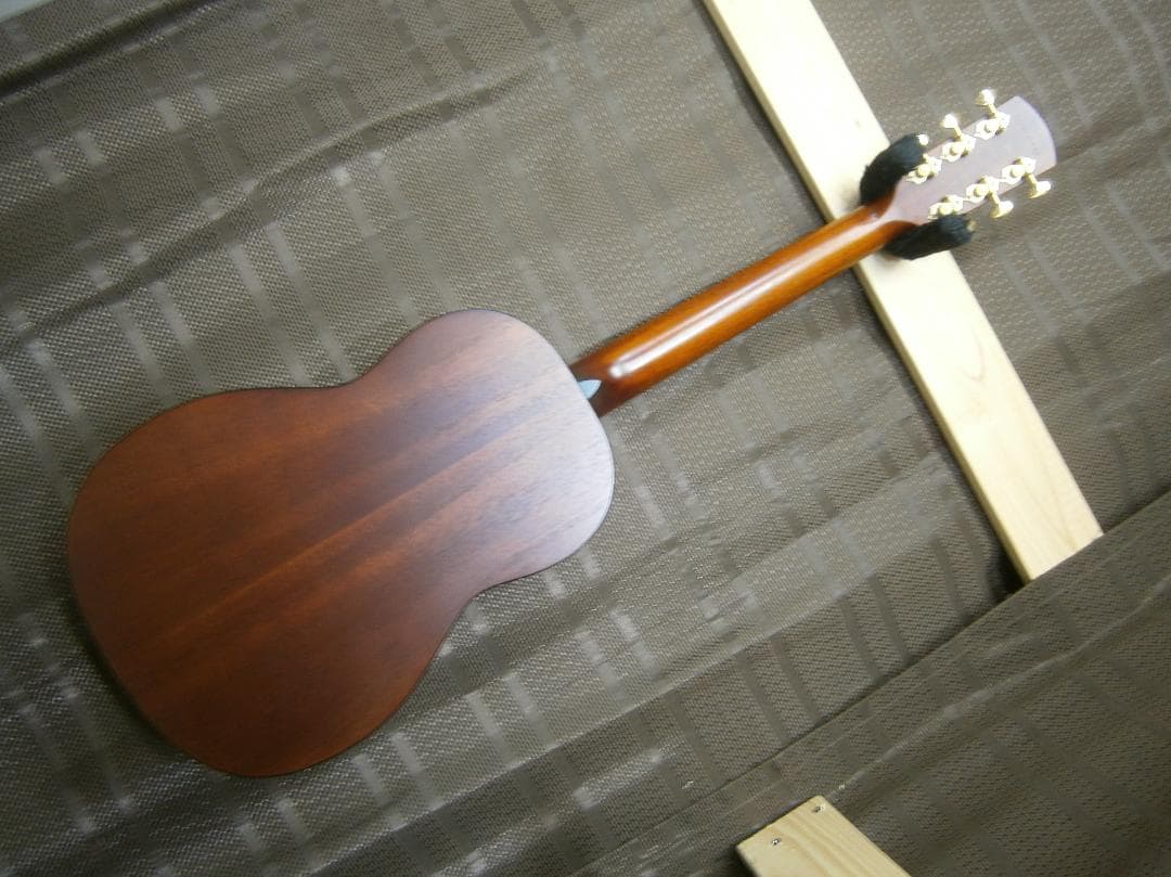 期間限定特価・ｋ・ヤイリ＜ノクターン＞日本製・オール単板・ミニギター