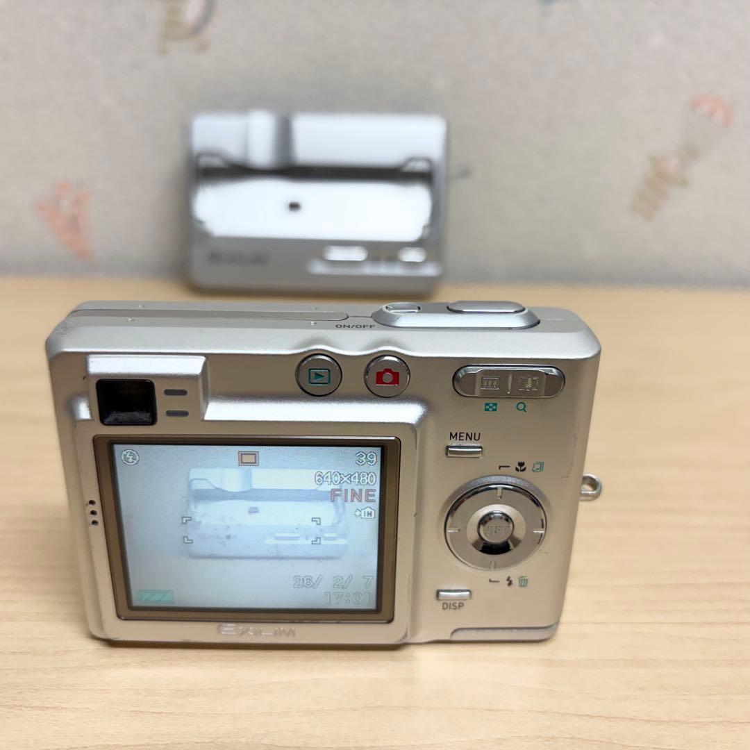 CASIO カシオ EX-Z50 シルバー デジカメ コンデジ 充電器付