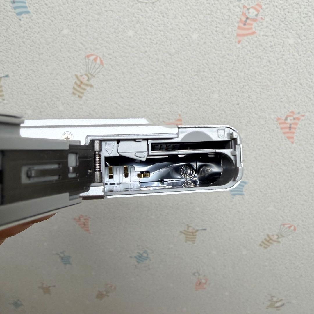 CASIO カシオ EX-Z50 シルバー デジカメ コンデジ 充電器付