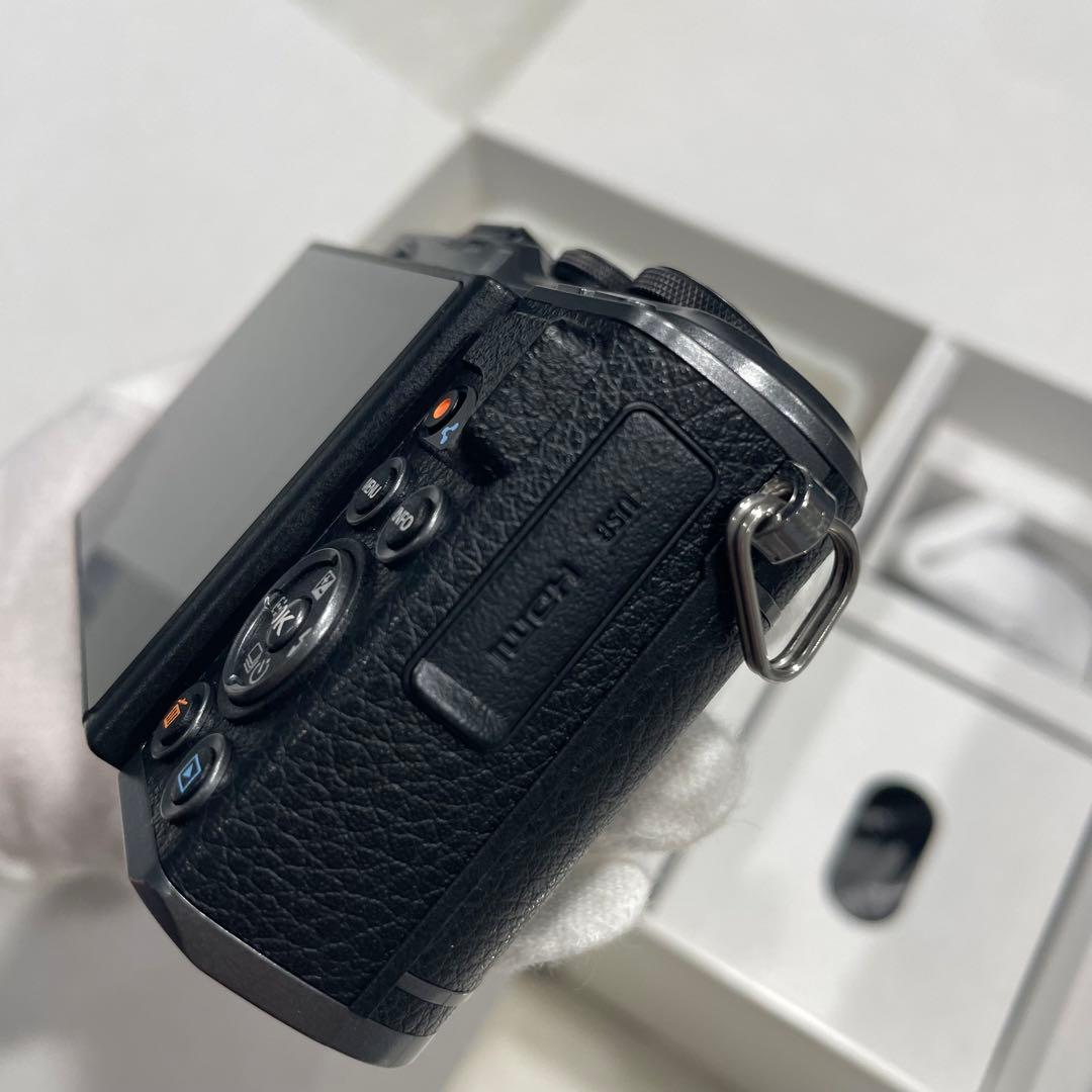 新品未使用品　ブラック　OLYMPUS PEN E-PL10